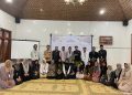 Parenting Islami: Ikhtiar Orang Tua Terhadap Anak Menuju Birrul Walidah 11 Parenting Islami: Ikhtiar Orang Tua Terhadap Anak Menuju Birrul Walidah