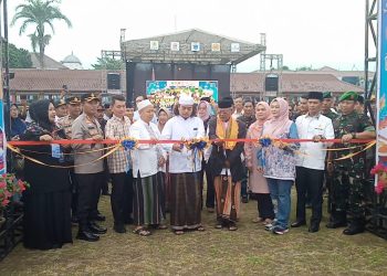 Gebyar HUT Pandeglang ke-150 dan Festival UMKM di Alun-alun Pandeglang Resmi Dibuka – Warga Berita