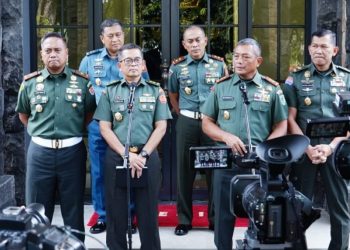 Kapuspen TNI Beri Klarifikasi Video Kekerasan Terhadap Anggota KKB  – Warga Berita