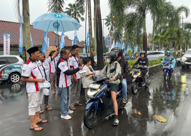 Berkah Ramadan, Galaci Bagikan Takjil di Pandeglang – Warga Berita 1 Berkah Ramadan, Galaci Bagikan Takjil di Pandeglang – Warga Berita
