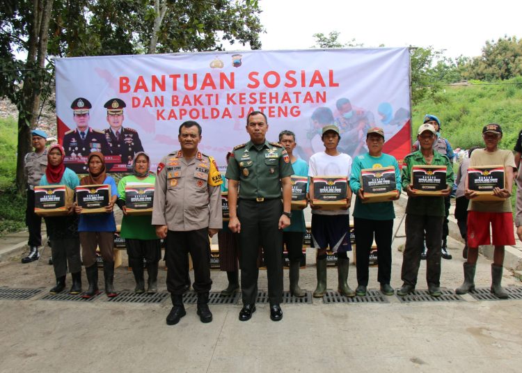 Giat Bansos dan Bakti Kesehatan, Kapolda Jateng sentuh Pekerja TPSA Plumbon