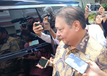 Airlangga Respons Mengenai Isu Jokowi Pimpin Koalisi Besar – Warga Berita
