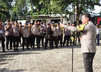 Aksi Unjuk Rasa di Depan Gedung DPR/MPR RI, Polri Terjunkan 1.489 Personel Gabungan – Warga Berita