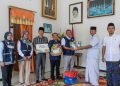 LPPM UNDIP Beri Bantuan Terdampak Banjir Ponpes Asshodiqiyah Gayamsari
