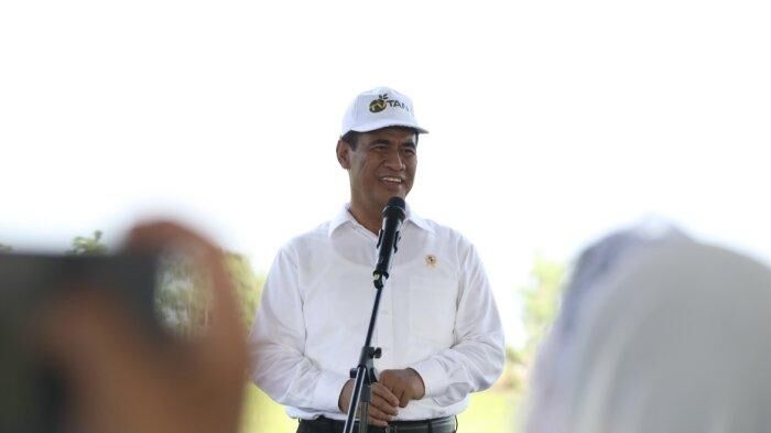 Amran Minta AHY Beri Sertifikat Legalitas ke 7,4 Juta Hektar Sawah Indonesia 1 Amran Minta AHY Beri Sertifikat Legalitas ke 7,4 Juta Hektar Sawah Indonesia