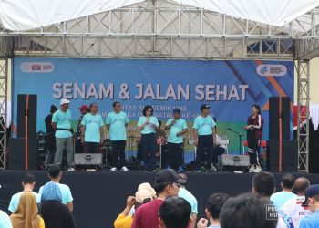 Peringati Dies Natalis ke-48, UNS Gelar Senam Bersama dan Jalan Sehat – Universitas Sebelas Maret
