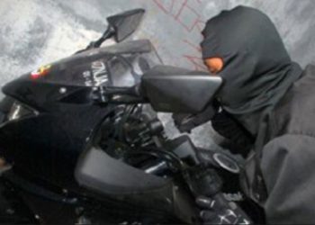 Gagal Curi Motor di Rusunawa di Yogya, Remaja Asal Semarang Ini Diarak Massa ke Kantor Polisi » Warga Berita