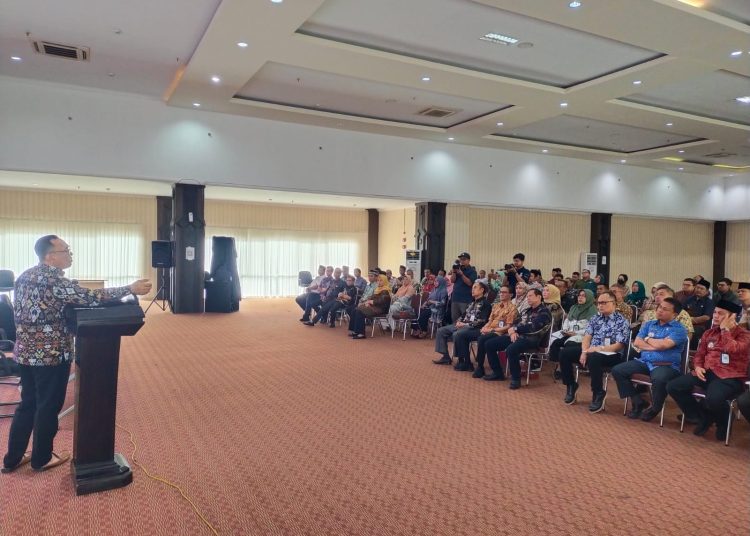 Pejabat di Cilegon Didorong Melek Media Sosial – Warga Berita