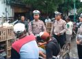 Sambangi Pasar Ayam Klampok, Satlantas Polres Brebes Sosialisasaikan Operasi Keselamatan Lalulintas 10 Sambangi Pasar Ayam Klampok, Satlantas Polres Brebes Sosialisasaikan Operasi Keselamatan Lalulintas