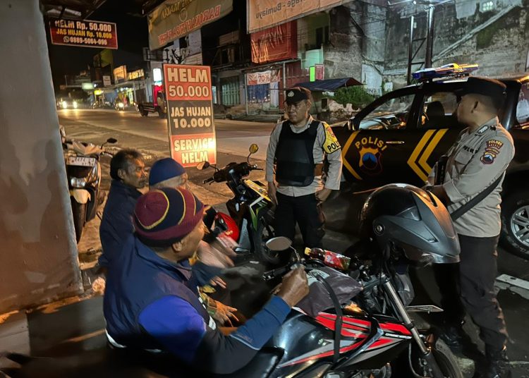 Sosialisasikan Ops Keselamatan. Polsek Bumiayu Ajak Tukang Ojek Tertib Berlalulintas