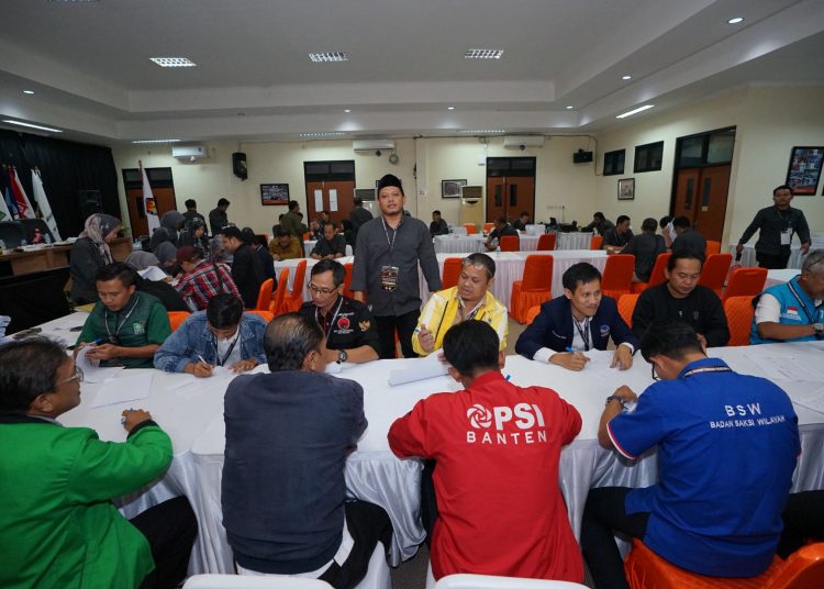 1.4 Juta Warga Banten Tidak Gunakan Hak Pilih – Warga Berita