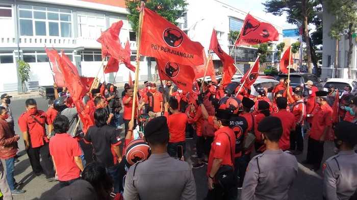 Gugatan PDIP ke PTUN Tak akan Tunda Pelantikan Prabowo-Gibran 1 Laporan Dana Kampanye Parpol, PDIP Tertinggi Partai Ummat Terkecil