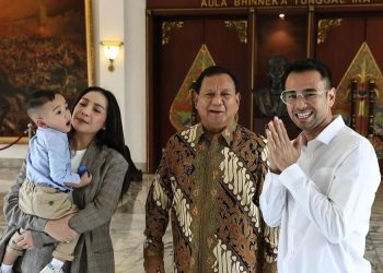 Prabowo Sudah Seperti Ayah Bagi Kita Semua – Warga Berita