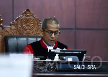 4 Menteri Dicecar Hakim MK Soal Presiden Jokowi Rajin Wira Wiri Bagi Bansos di Jateng » Warga Berita