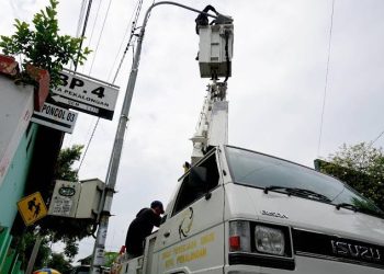 Beri Keamanan Pemudik, Dinhub Kota Pekalongan Perbaikan PJU