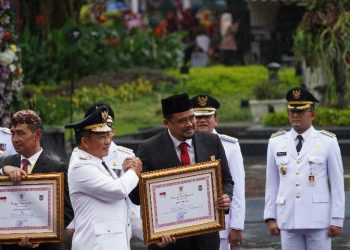 Ternyata Gibran Tidak Mendapat Penghargaan Satyalancana, Namanya Hilang Dari Daftar dan Tidak Hadir » Warga Berita
