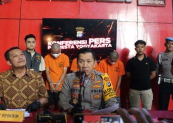 3 Pembobol ATM di Yogyakarta Dibekuk Petugas Polresta Yogyakarta » Warga Berita 6 3 Pembobol ATM di Yogyakarta Dibekuk Petugas Polresta Yogyakarta » Warga Berita