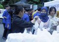 ..Takjil Dibagikan, Kolaborasi Warga Berita FIB Udinus dengan ICA Jateng