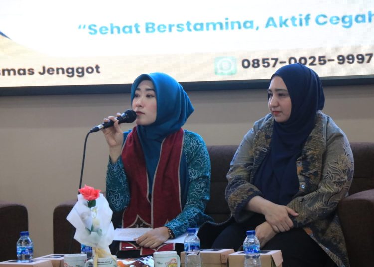 Inggit Soraya Launching Posyandu Remaja