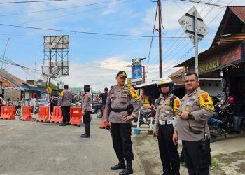 Polres Brebes Gelar Simulasi dan Sosialisasi Sistem One Way Lokal di Jalur Tengah.