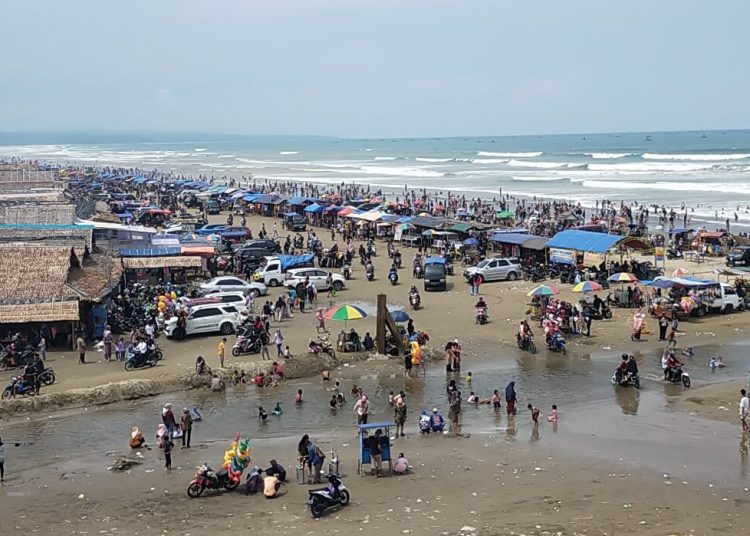 Pemkab Lebak Targetkan 300 Ribu Kunjungan Wisatawan saat Libur Lebaran – Warga Berita
