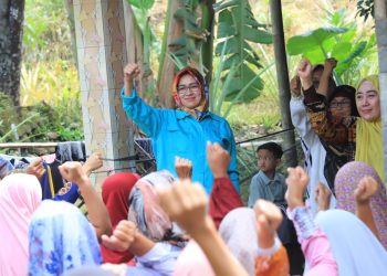 Usai Lebaran, Airin Diundang Warga Pelosok Lebak – Warga Berita 7 Usai Lebaran, Airin Diundang Warga Pelosok Lebak – Warga Berita