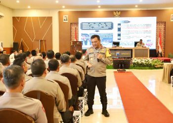 Kapolda Jateng menekankan Empati Polri untuk Mendapatkan Simpati Masyarakat