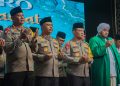 Kapolda Jateng Irjenpol Ahmad Luthfi di hadapan majelis Sholawat mohon restu agar seluruh Polisi Jateng menjadi Polisi yang baik