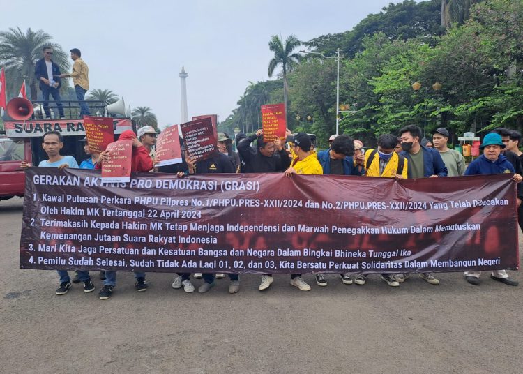 Gerakan Aktivis Pro Demokrasi Aksi Damai Jaga Persatuan Pasca Putusan MK