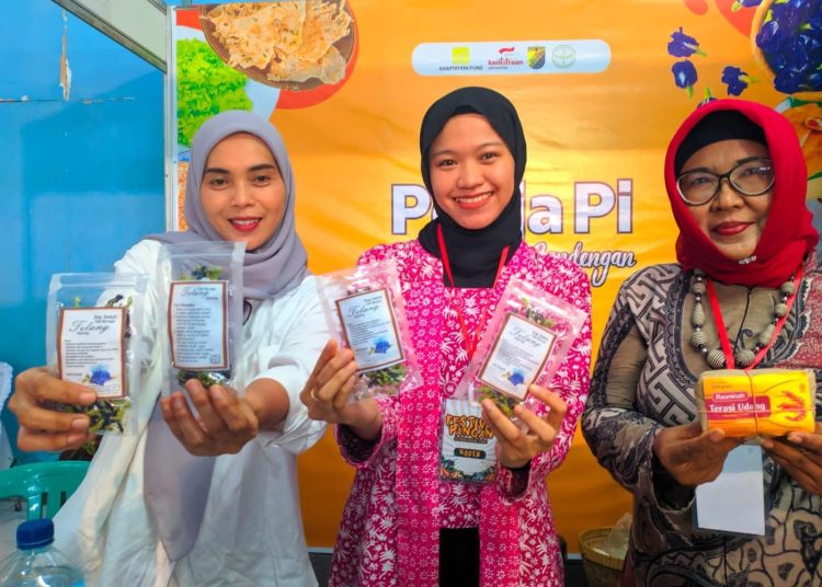 Bandengan Kota Pekalongan Luncurkan Unggulan Teh Telang