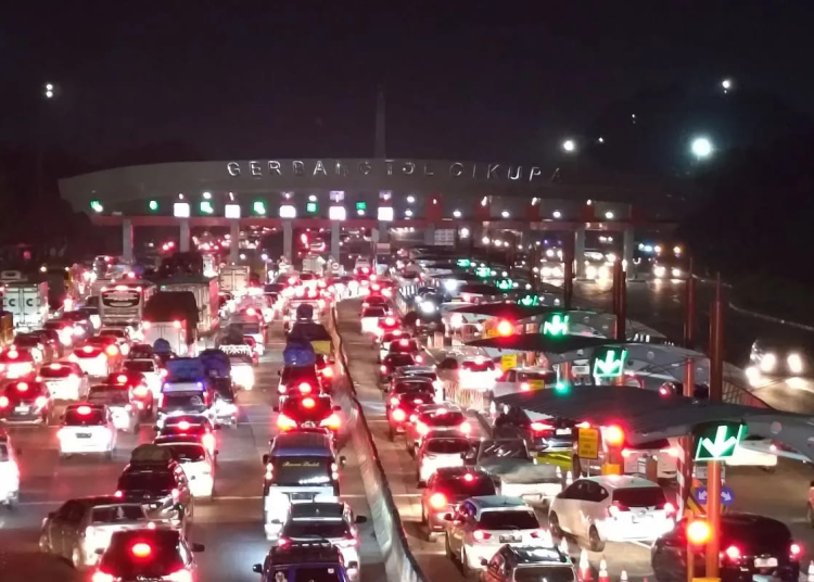 Lalu lintas di GT Cikupa Srah Merak Mulai Ramai