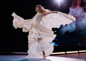 Taylor Swift Rilis Album Ungkapan Patah Hati