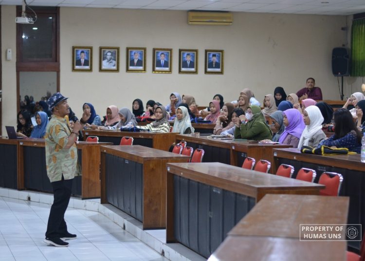 UPT Perpustakaan Menerima Kunjungan Mahasiswa Prodi Pendidikan Bahasa dan Sastra Indonesia FKIP UNS – Universitas Sebelas Maret