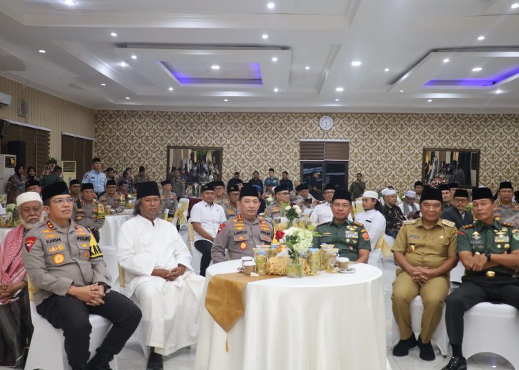 Kapolri dan Panglima TNI Buka Puasa Bersama dengan Ulama di Polda Banten – Warga Berita 1 Kapolri dan Panglima TNI Buka Puasa Bersama dengan Ulama di Polda Banten – Warga Berita