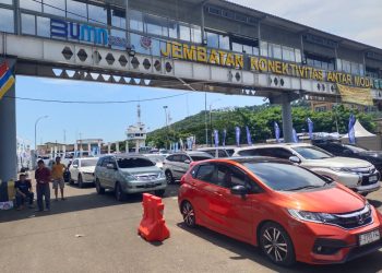 Pemudik Terjebak Berjam-jam di Pelabuhan Merak – Warga Berita