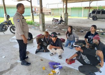 Cegah Kejahatan Jalanan, Polsek Wanasari Berikan Pembianan Dan Himbau Anak Punk