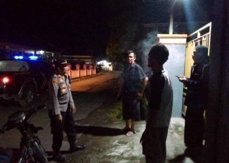 Patroli Permukiman Warga, Kapolsek Banjarharjo Sampaikan Pesan Kamtibmas 1 Patroli Permukiman Warga, Kapolsek Banjarharjo Sampaikan Pesan Kamtibmas