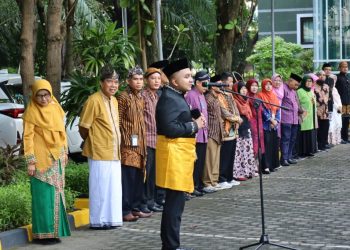 Peringati Hari kartini, Unimus Wajibkan Sivitas Kenakan Pakaian Adat – <a href="https://unimus.ac.id">Universitas Muhammadiyah Semarang</a> 9 Peringati Hari kartini, Unimus Wajibkan Sivitas Kenakan Pakaian Adat – Universitas Muhammadiyah Semarang