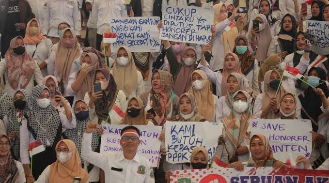Belum Tuntas, Masih Ada 5.000 Lebih Honorer Pemprov Banten yang Belum Jelas Nasibnya – Warga Berita 1 Belum Tuntas, Masih Ada 5.000 Lebih Honorer Pemprov Banten yang Belum Jelas Nasibnya – Warga Berita