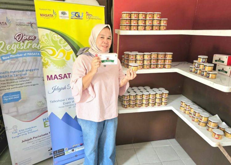 Kisah Sukses Pelaku UMKM di Tangsel, Pasarkan Produk Sambal Hingga ke Luar Negeri – Warga Berita