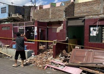Rumah Roboh di Nagan Kidul Yogya, Dua Pekerja Tertimpa Beton, 1 Tewas, 1 Patah Tulang » Warga Berita