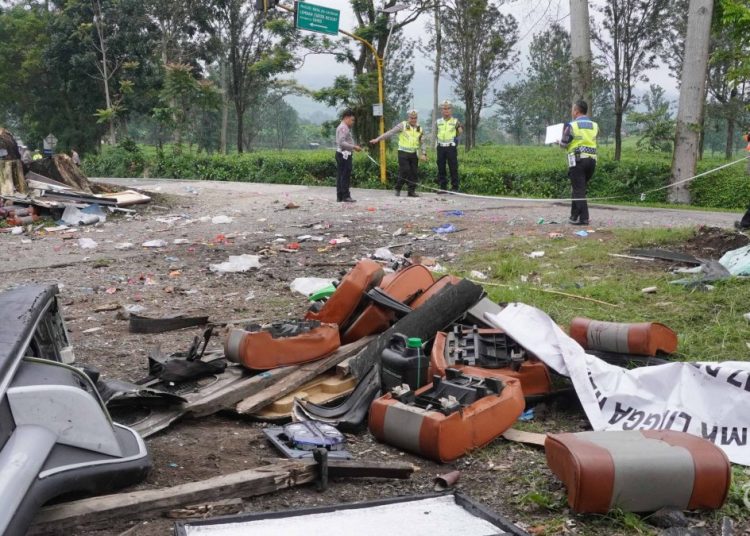 Ini Sejumlah Kejanggalan Bus Maut yang Tewaskan Belasan Orang di Ciater Subang » Warga Berita