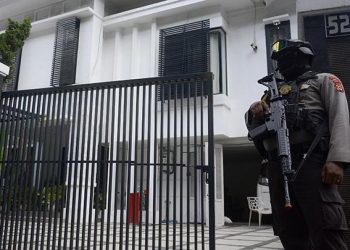 Setelah Sita 1 Rumah Syahrul Yasin Limpo, Giliran KPK Geledah Rumah Adiknya di Makassar » Warga Berita
