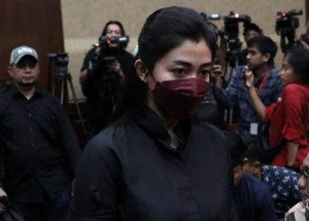 Cucu Syahrul Yasin Limpo Malah Tak Tahu Gajinya Naik Jadi Rp 10 Juta » Warga Berita
