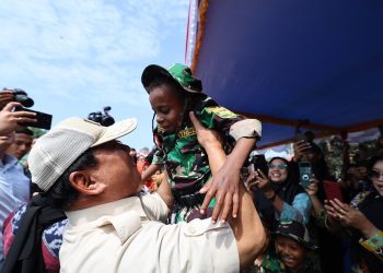 Prabowo Berikan Bantuan Untuk Rumah Ibadah dan Ponpes di Papua – Warga Berita