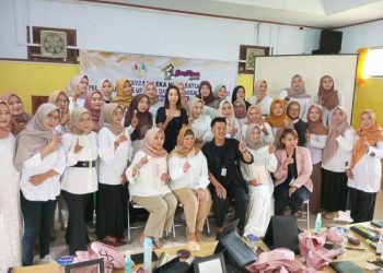 BesTina Nyakola Gelar Pelatihan Make up Artist untuk Perempuan di Ciamis – Warga Berita