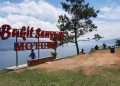 Menikmati Pesona Danau Toba dari Bukit Senyum Motung