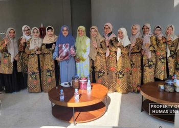 DWP UNS Kunjungi Masjid Raya Sheikh Zayed Solo – Universitas Sebelas Maret