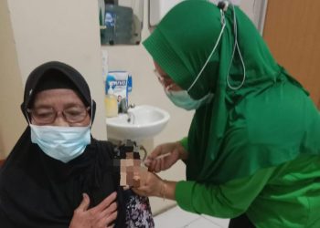CJH Kota Pekalongan Jalani Vaksinasi Polio