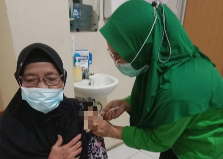 CJH Kota Pekalongan Jalani Vaksinasi Polio